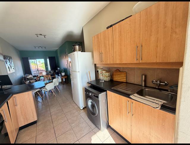 2 BEDROOM APARTMENT FOR SALE IN MOUNTAIN VIEW